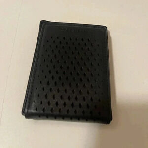 Cole Haan new conditions card holder with magnetic snap
